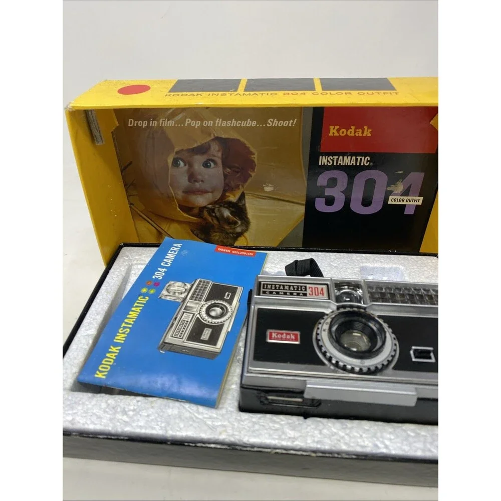 Vintage Kodak Instamatic 304 Outfit With Camera,Box, Original